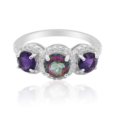 Zilveren ring met een mystieke kwarts