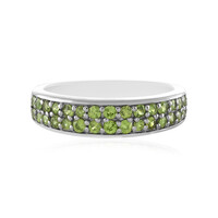 Zilveren ring met Russische demantoïdes