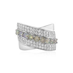 Zilveren ring met Welo-opalen