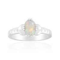 Zilveren ring met een Welo-opaal