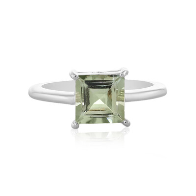 Zilveren ring met een groene amethist