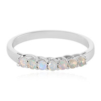 Zilveren ring met Welo-opalen