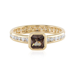 Gouden ring met een kleurwissel granaat (de Melo)
