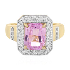 Gouden ring met een kunziet (La Revelle)