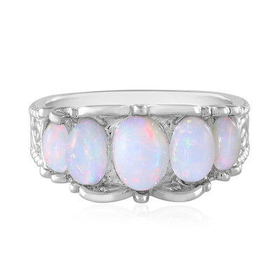 Zilveren ring met een Welo-opaal