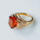 Gouden ring met een hessoniet granaat