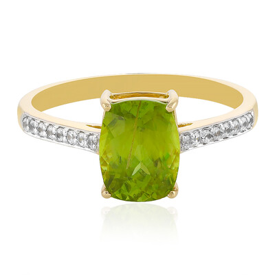 Gouden ring met een sfeen