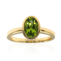 Gouden ring met een Arizona-peridoot (Amanda Adkins)