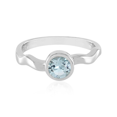 Zilveren ring met een hemel-blauwe topaas