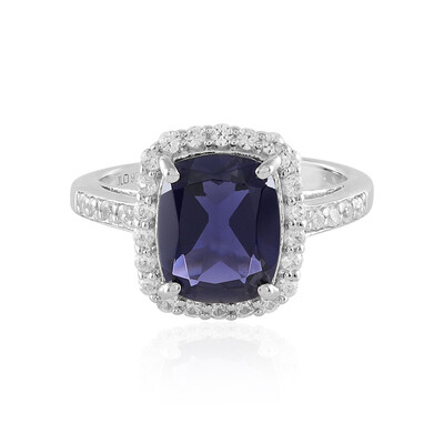 Zilveren ring met een ioliet