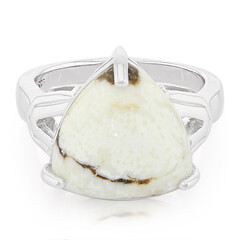 Zilveren ring met een Magnesiet