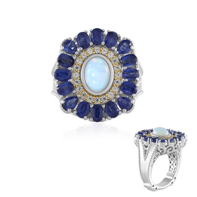 Zilveren ring met een Welo-opaal (Dallas Prince Designs)