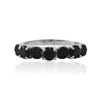 Zilveren ring met zwarte spinelstenen