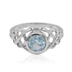 Zilveren ring met een hemel-blauwe topaas
