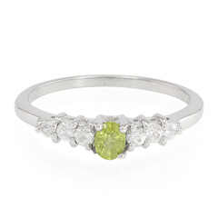 Zilveren ring met een groene saffier