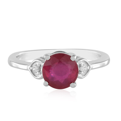 Zilveren ring met een Madagaskar Robijn