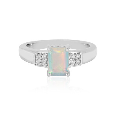 Zilveren ring met een Welo-opaal