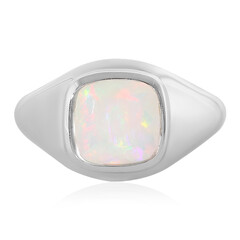 Zilveren ring met een Welo-opaal