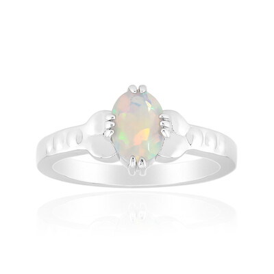 Zilveren ring met een Welo-opaal