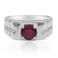 Zilveren ring met een Madagaskar Robijn