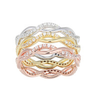 Zilveren ring met zirkonen