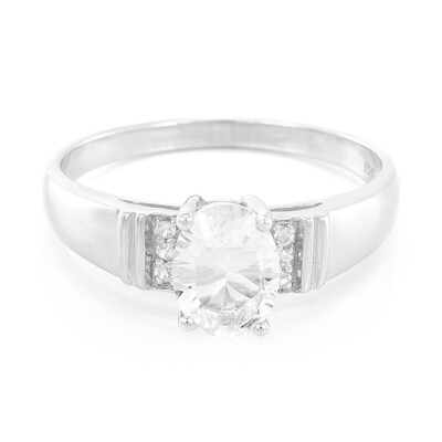 Zilveren ring met een petaliet