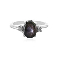 Zilveren ring met een zwarte ster saffier