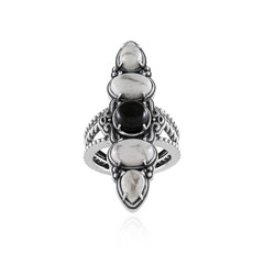Zilveren ring met howlieten (Desert Chic)