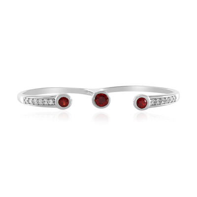 Zilveren ring met een Tanzania robijn (de Melo)