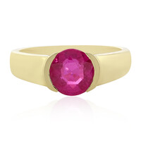 Gouden ring met een Madagaskar Roze Saffier