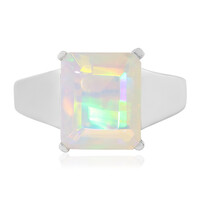 Zilveren ring met een Welo-opaal