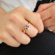 Gouden ring met een Roze diaspoor (AMAYANI)