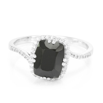 Zilveren ring met een zwarte spinel