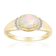 Gouden ring met een Braziliaanse witte opaal