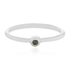 Zilveren ring met een groene diamant