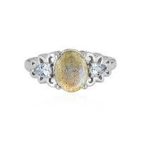 Zilveren ring met een labradoriet