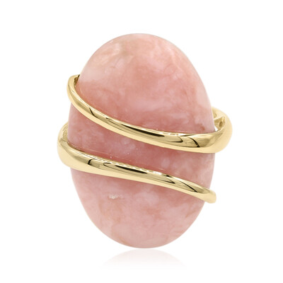 Gouden ring met een roze opaal