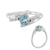 Zilveren ring met een hemel-blauwe topaas