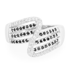 Zilveren ring met zwarte spinelstenen