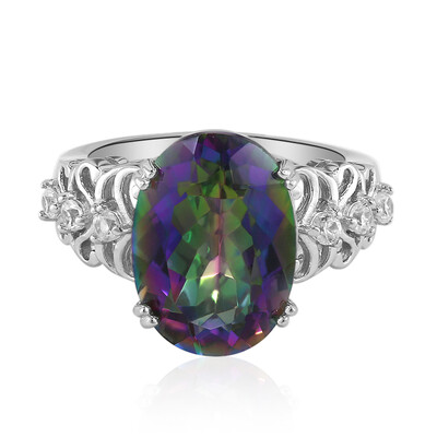 Zilveren ring met een mystieke kwarts