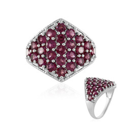 Zilveren ring met rhodolieten