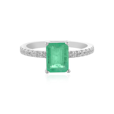 Zilveren ring met een Russische smaragd