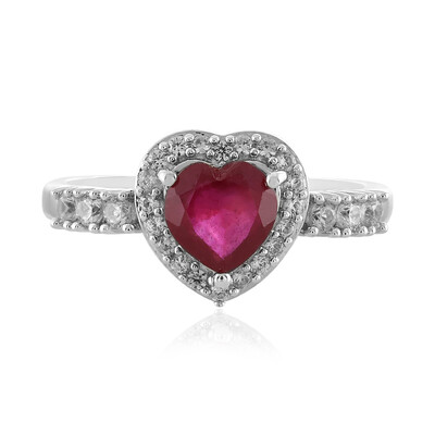 Zilveren ring met een Madagaskar Robijn