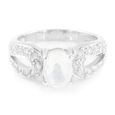 Zilveren ring met een eismaan kwarts