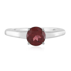 Zilveren ring met een Mozambique granaat