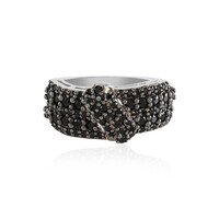 Zilveren ring met zwarte spinelstenen
