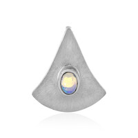 Zilveren hanger met een Welo-opaal