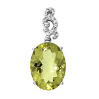 Zilveren hanger met een Ouro Verde kwarts