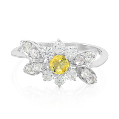 Zilveren ring met een gele saffier