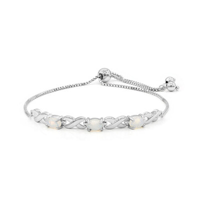 Zilveren armband met Welo-opalen